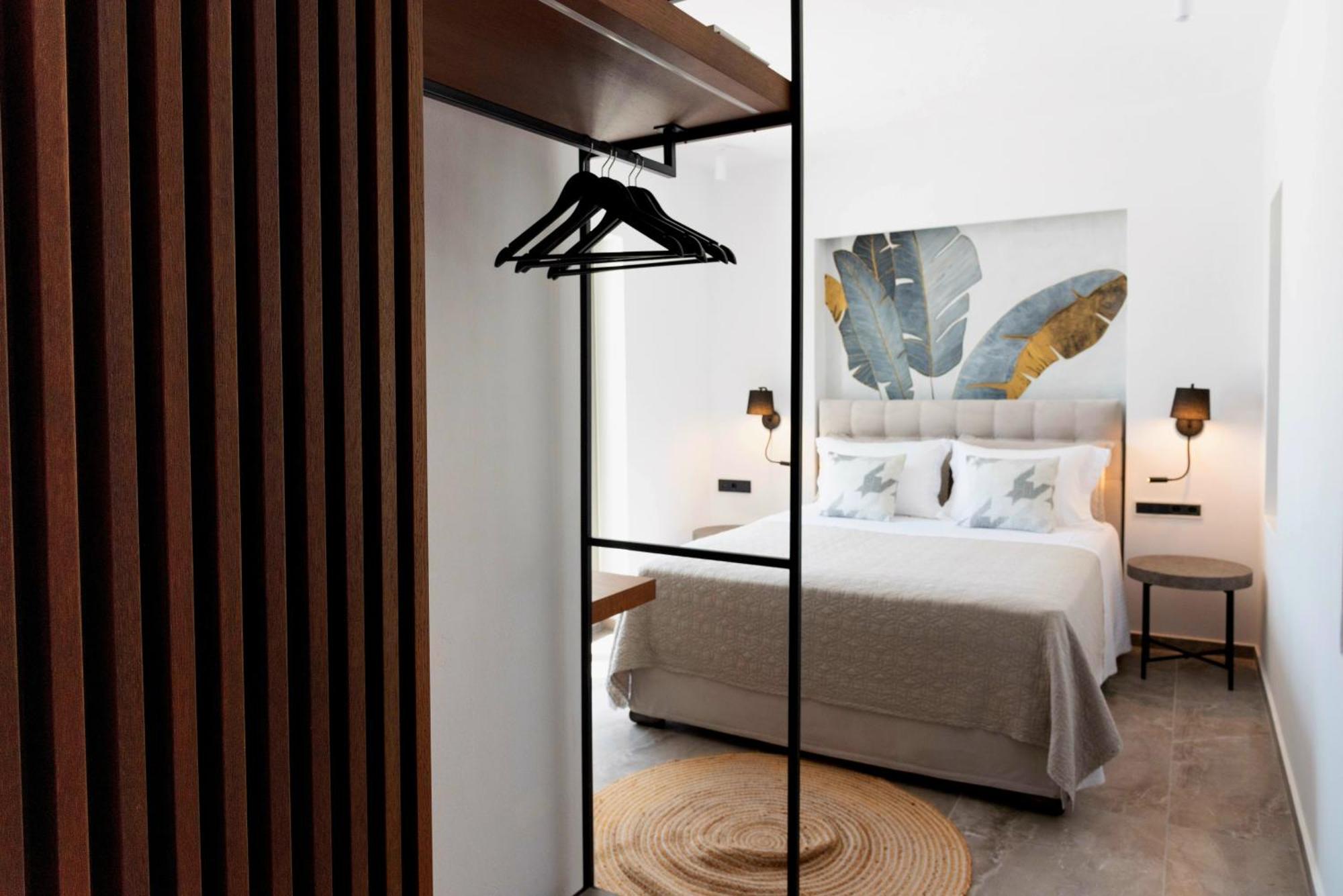 Golden Bay Luxury Villas And Suites Chrisi Akti  Dış mekan fotoğraf