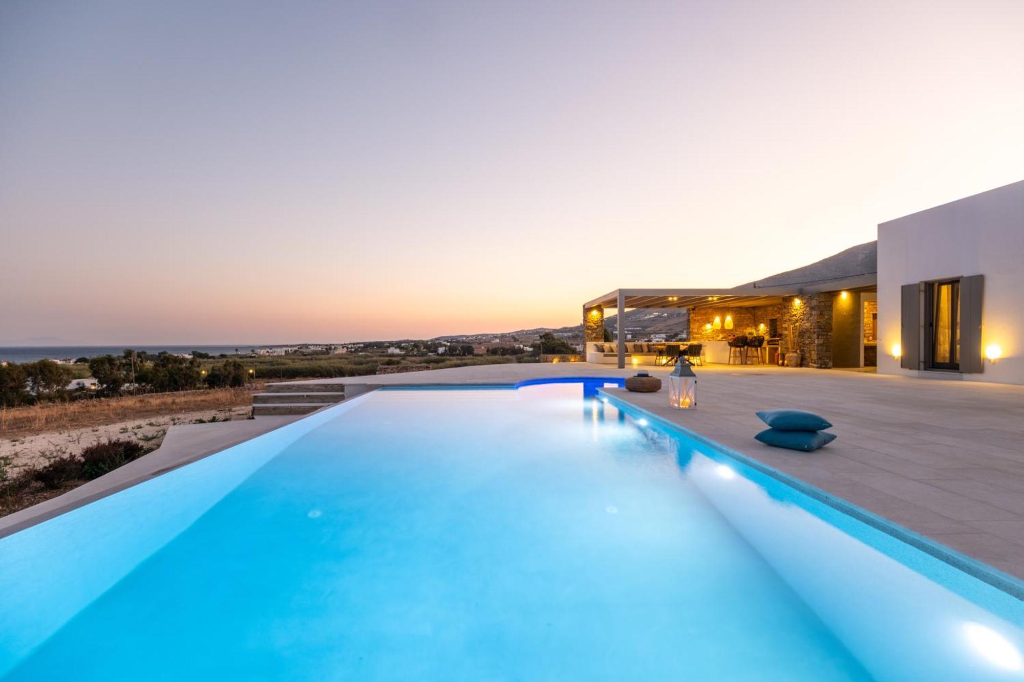 Golden Bay Luxury Villas And Suites Chrisi Akti  Dış mekan fotoğraf