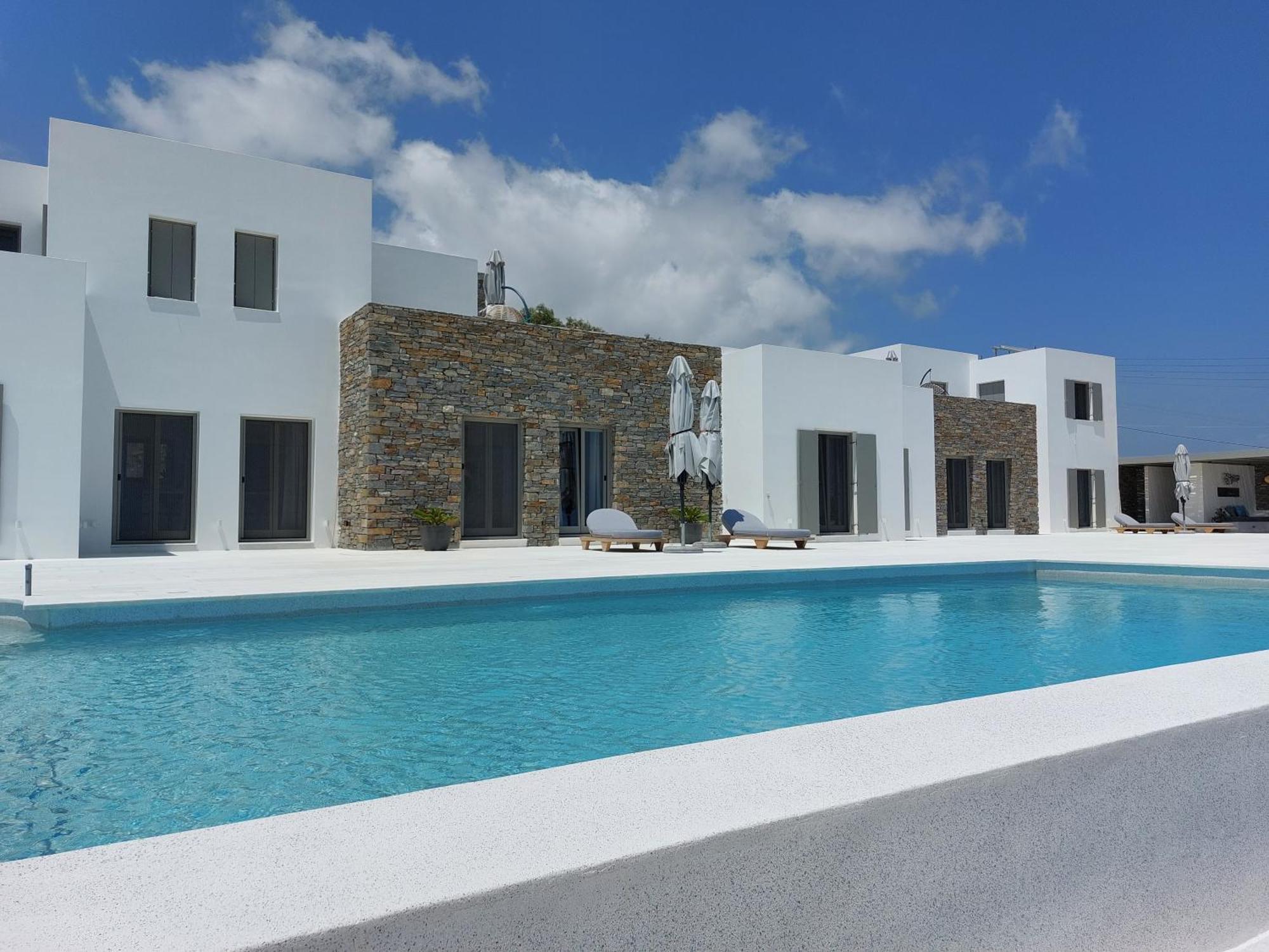 Golden Bay Luxury Villas And Suites Chrisi Akti  Dış mekan fotoğraf